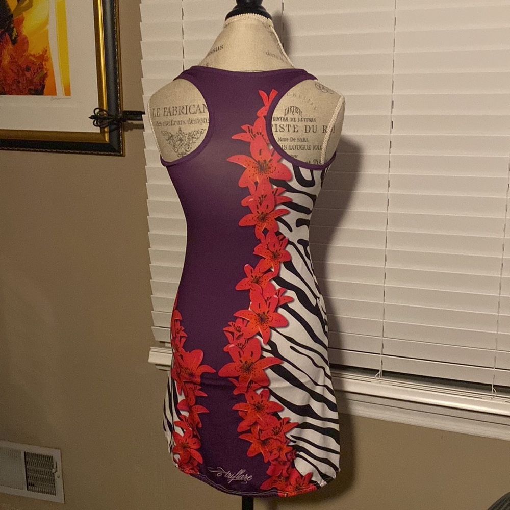 Triflare Sport Dress - Small - Picture 4 of 5
